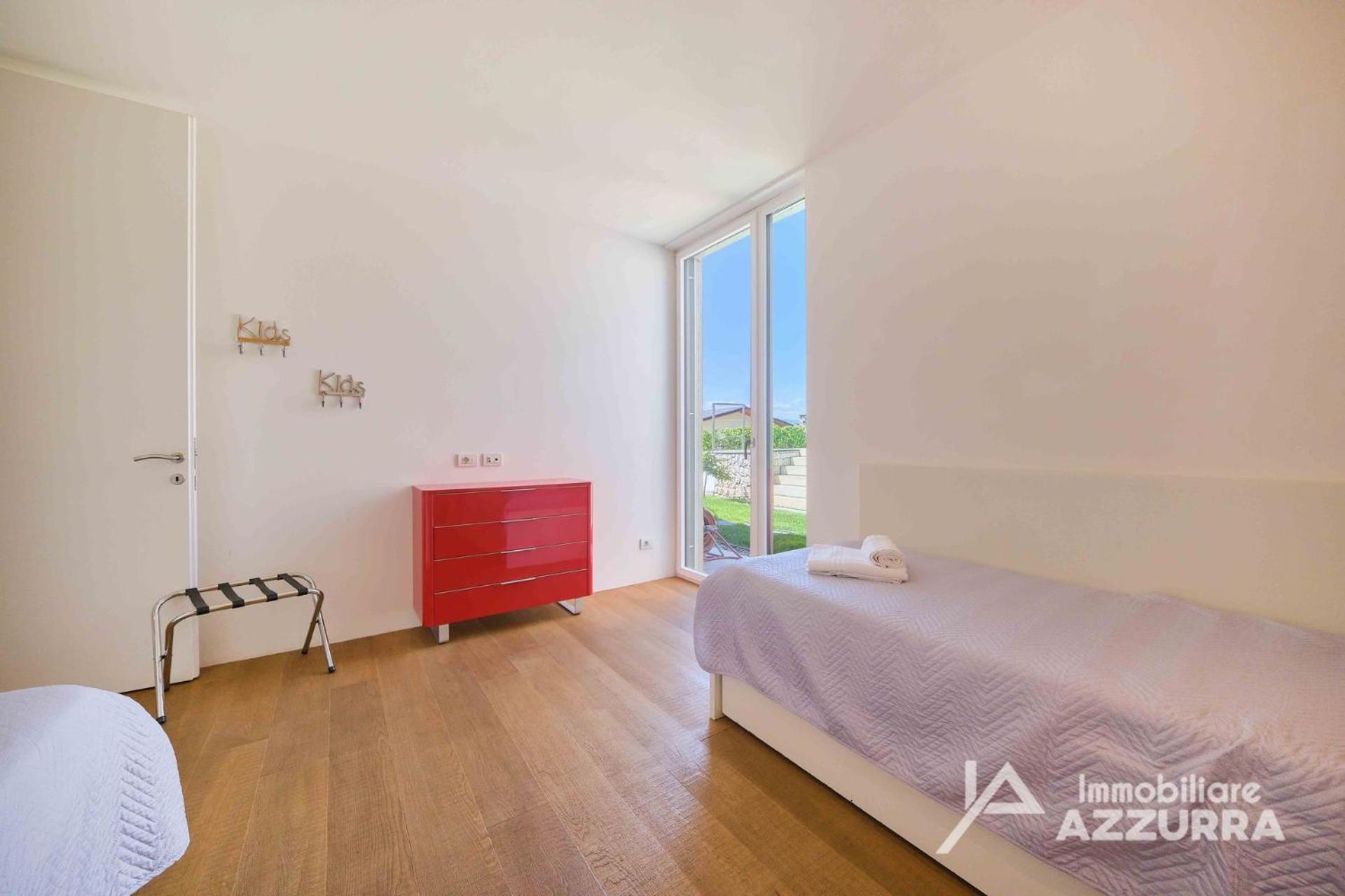 Villa Madaba - Immobiliare Azzurra Бардолино Экстерьер фото